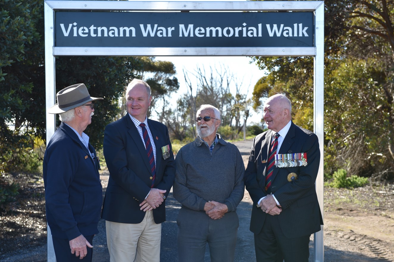  L to R: Roger Hogben, Australian War Memorial Director Matt Anderson, John Edwards and Sir Peter Cosgrove at the entrance to the walk (Photo by Rod Penna, courtesy of the Yorke Peninsula Country Times)