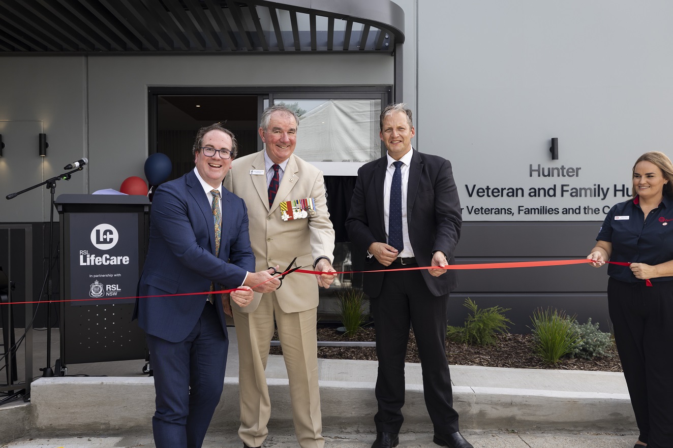 Minister Matt Keogh opens the Hunter Hub with Brigadier Vincent Williams CSC (Ret’d), Director and Acting President RSL NSW; Drew Pearce, CEO of RSL LifeCare; and Hub Manager Hayley Catford.