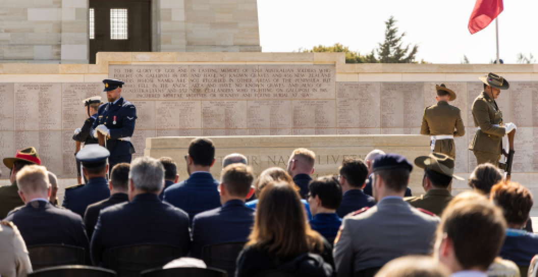 Australia’s Federation Guard guardsman form a catafalque party during the Anzac Day commemoration service at the Lone Pine Cemetery, Türkiye.